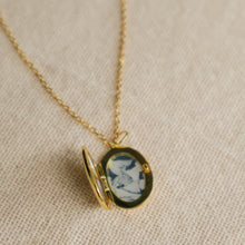 Load image into Gallery viewer, Oval Locket [2 photos + engraving]
