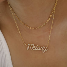 Load image into Gallery viewer, Pavé name necklace
